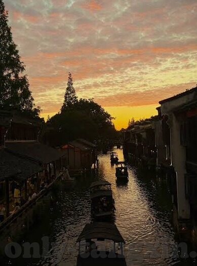 vlog糖心导航-那一抹光华，解锁Vlog糖心导航的奇幻之旅